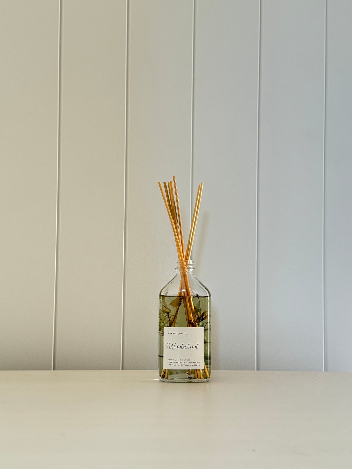 wonderland botanical reed diffuser